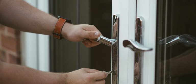 24 hour key locksmith Santa Fe Springs